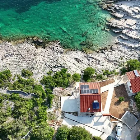 Sol Et Pax Veliki Drvenik